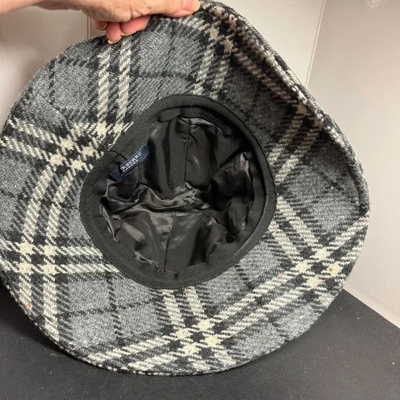 Vintage BURBERRY LONDON 100% Lambswool Grey Nova Check Hat SZ L Made in England Vintage BURBERRY LONDON 100% Lambswool Grey Nova Check Hat  main image 2